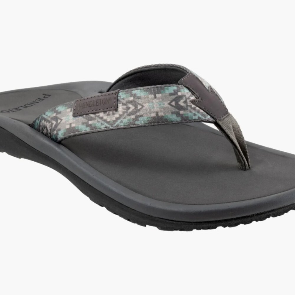 New Pendleton Sandal men sz 10
